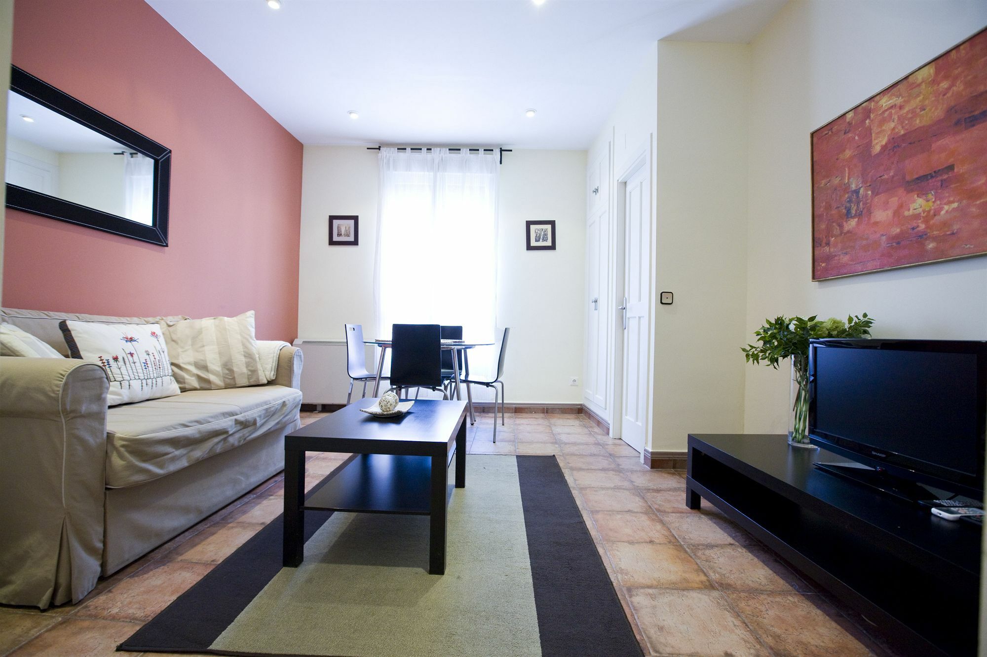 Apartamento Tirso De Molina Madrid Exteriér fotografie